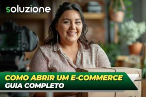 Como abrir um ecommerce - Imagem de empresária feliz após abrir um comércio eletrônico