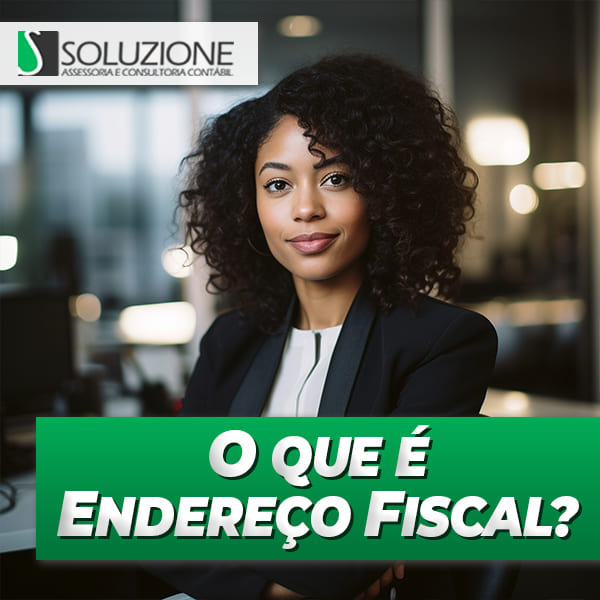 O que é endereço fiscal e como funciona - Imagem de empresária tranquila por abrir emrpesa em endereço virtual